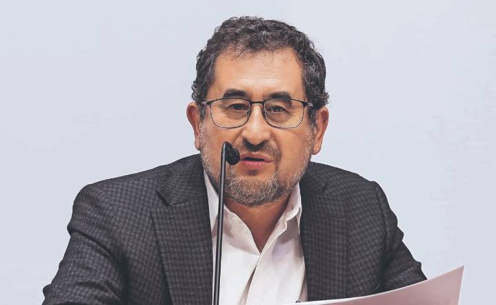 Gobierno capitalino alista programa de reordenamiento del comercio informal en el Centro Histórico, informa César Cravioto