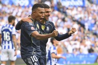 Real Madrid saca una complicada victoria en Anoeta, al vencer a la Real Sociedad con expulsión incluida