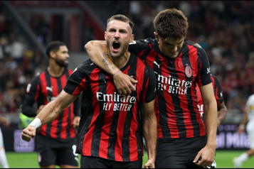 Saca Santi Giménez a su equipo de la sequía goleadora