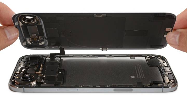 iPhone Air Proves That Thinner Can Be Better, and Easy to Repair