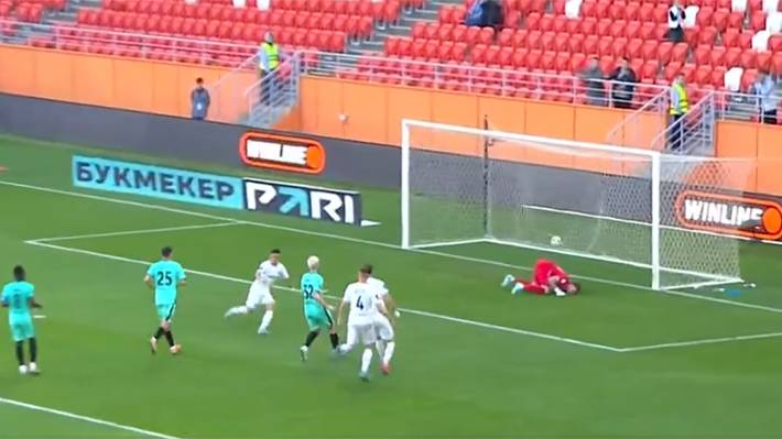Jordhy Thompson imparable: Anota por tercer partido seguido en Rusia... Mira el gol En derrota de "su" Orenburg.