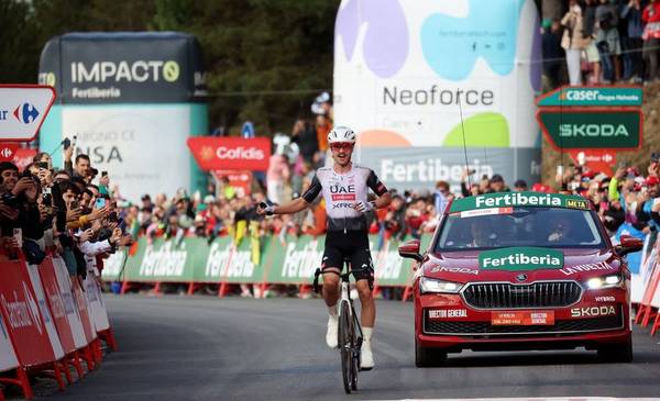 Australiano Vine logra nueva victoria en la Vuelta y Vingegaard recupera el maillot rojo de líder