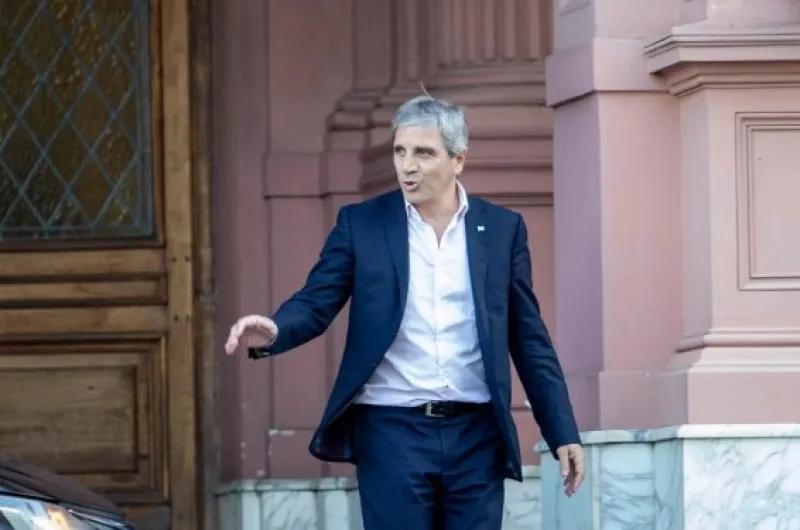 Caputo y una fuerte acusación contra el Congreso: "Quieren voltear al Presidente"