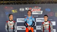 Los pilotos sudamericanos hacen historia en el FIA TCR World Tour