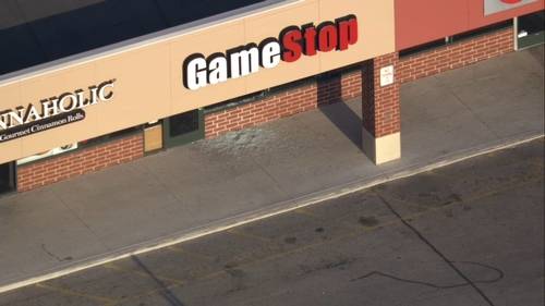 South Loop, Chicago crime: Smash-and-grab burglary suspects target GameStop in 1200