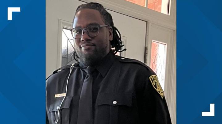 South Fulton officer taken to hospital with serious injuries after being hit along Cascade Road, police say