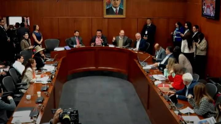 Tensión en debate de control político sobre reforma a la salud: MinHacienda presentó nueva cifra de gastos