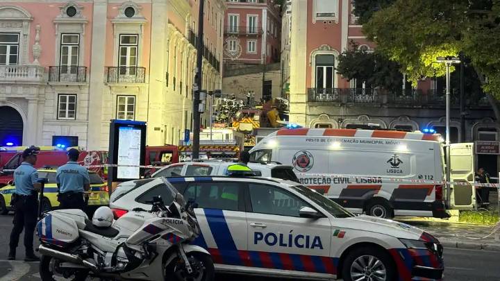 Tragedia en Lisboa: 15 muertos al descarrilar un histórico funicular