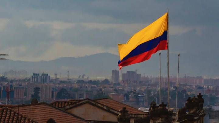 Economía colombiana se recupera lentamente pero enfrenta retos estructurales, según expertoS