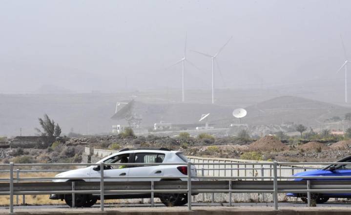 El termómetro roza los 40 grados en Tasarte y la calima no cesa en el archipiélago