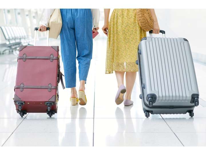 Best of Asking Eric: I can't travel with her ... she embarrasses me