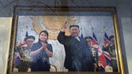 Lo que se sabe de Kim Ju Ae, la enigmática joven que hizo su debut internacional en el poderoso desfile militar de China y sobre quien se especula por su poder