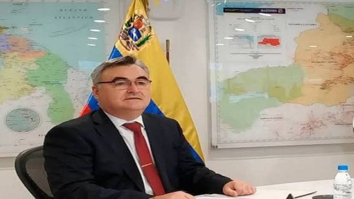 Rusia respalda derecho soberano de Venezuela en administrar sus recursos naturales