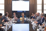 Festeja Gabinete Estatal a la gobernadora Maru Campos por su cumpleaños