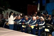 Ariadna Ayala entrega uniformes a más de 200 trabajadores en Atlixco