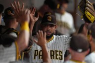 San Diego Padres beat the Milwaukee Brewers 7