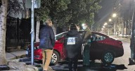Fueron atacados desde un vehículo: balean a dos hombres en la población La Legua