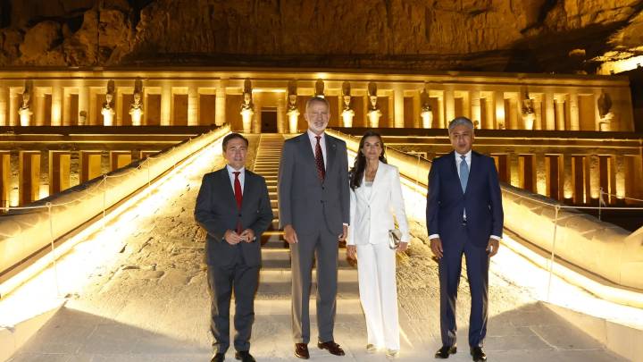 Los Reyes inauguran las luces nocturnas de Hatshepsut: "espectacular y sello España"