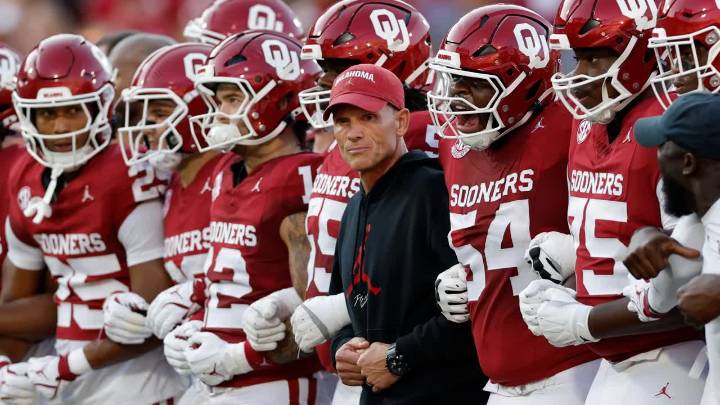 Venables on Teleconference: Oklahoma Turns to Michael Hawkins Jr. With Mateer Injured