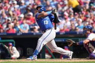 Deadspin | Salvador Perez helps Royals dispatch Phillies