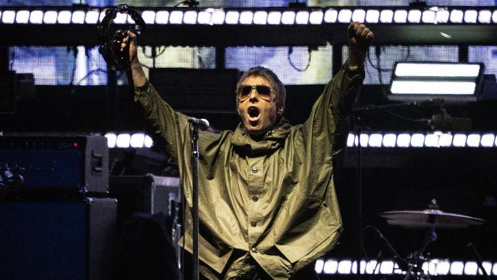 Liam Gallagher sorprende al dedicar una canción a su hermano Paul, acusado de violación