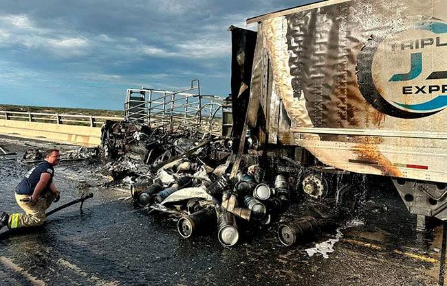 Dos accidentes provocan cierres en la carretera a la altura del puente de la Presa la Amistad