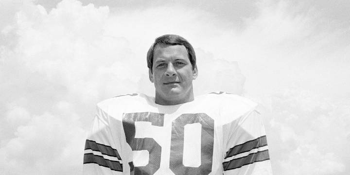 NFL legend and Knoxville native D.D. Lewis dies at 79