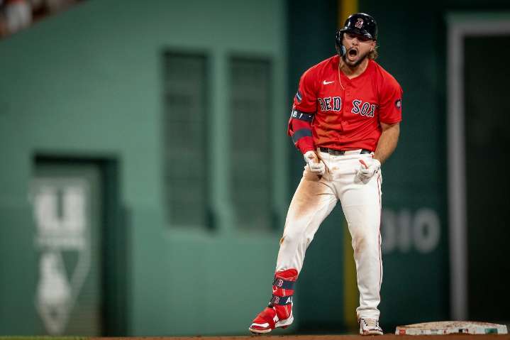 Red Sox injury update: OF to stay in Boston for Friday workout, then possibly join team