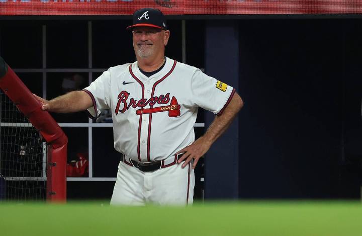 Snitkers prep for what could be last father/son game as Reynaldo López gets healthy