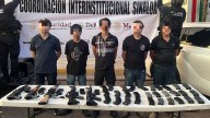 Detienen a 5 hombres con armamento y camionetas en Stanza Toscana, en Culiacán