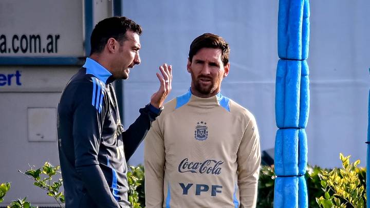 Scaloni: "No hablé con Messi sobre el próximo Mundial"