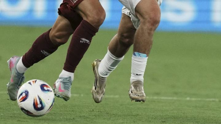 Futbolista murió electrocutado tratando de instalar un cable de internet en Honduras