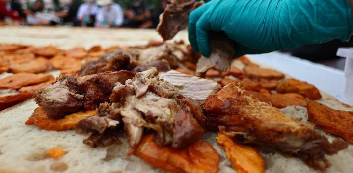 Gobierno declara Día del Pan con Chicharrón cada segundo domingo de septiembre