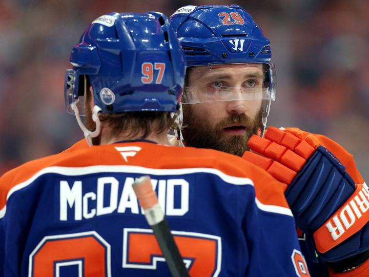 'Massive storyline': Senior NHL writer ranks Edmonton Oilers as NHL's most intriguing training camp