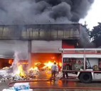 Incendio en una papelera de Berazategui: solo hubo daños materiales