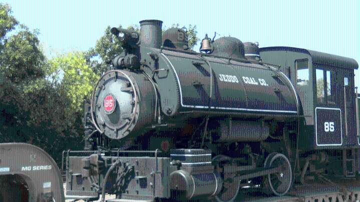 Special locomotive delivered for Kansas Railfest