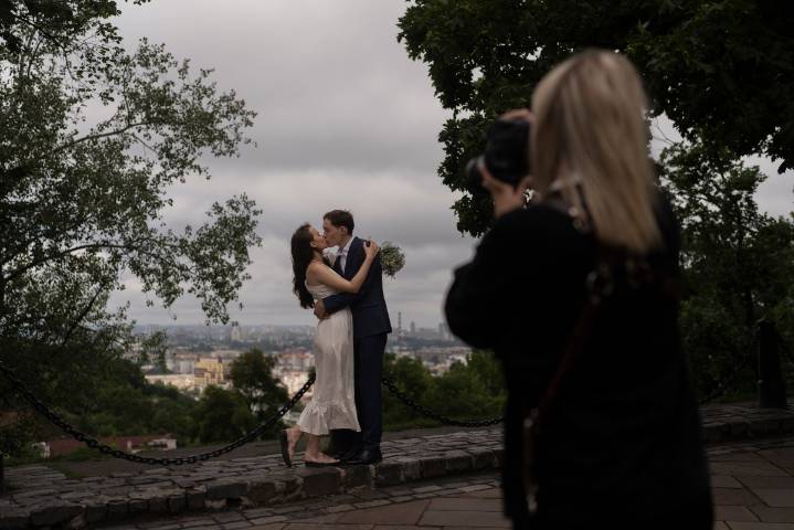 Costo más alto para licencias nupciales en Los Ángeles