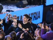 Elecciones en la Provincia: el peronismo aplastó a Milei, que debe replantear su estrategia para octubre