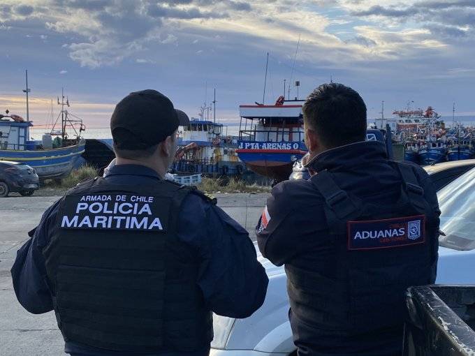 Sin nuevos rastros: Armada finaliza búsqueda de pescadores extraviados tras naufragio en Magallanes