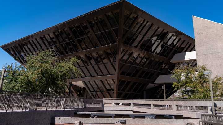 Tucson woman’s threat halted Tempe City Council meeting, police say