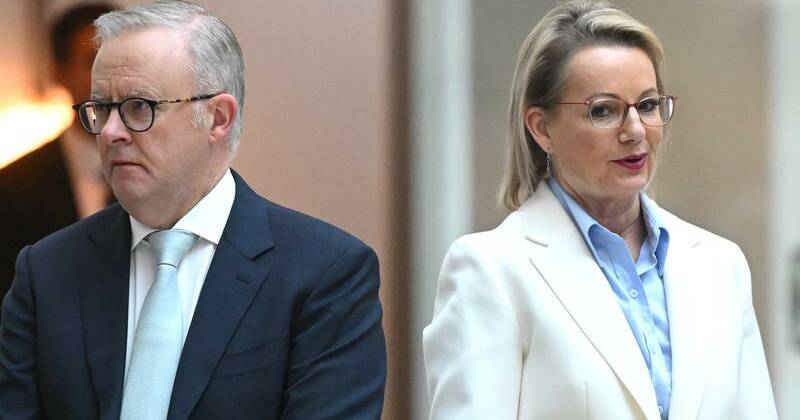 Coalition vote slumps to all-time low in latest polls