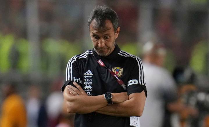 El argentino Fernando Batista es destituido como seleccionador de Venezuela