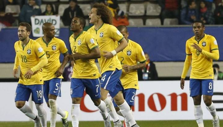 Decretan prisión para exjugador de Brasil por adeudar la pensión alimenticia de sus hijos