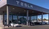 Tesla board reveals reasoning for CEO Elon Musk’s new $1 trillion pay package