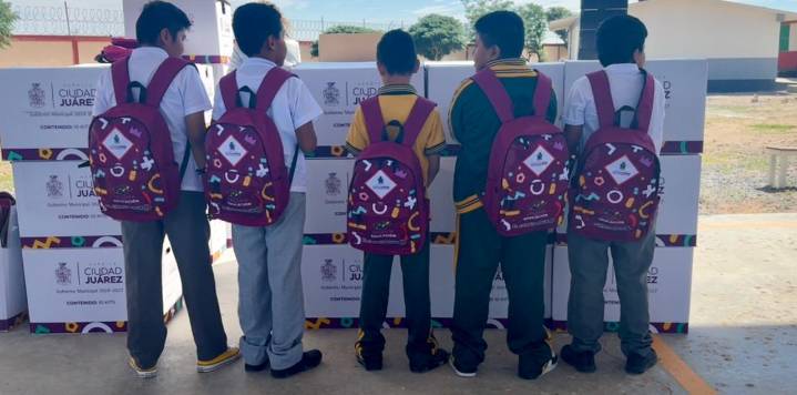Lleva IMDEJ programa “Cruzada por la Educación” al suroriente de la ciudad