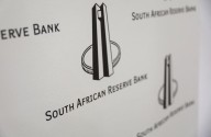 South African central bank maintains key rate in split decision