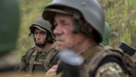 De edad avanzada, sin experiencia o huyendo de la ley: la 'nueva cara' de los mercenarios de EE.UU. en Ucrania