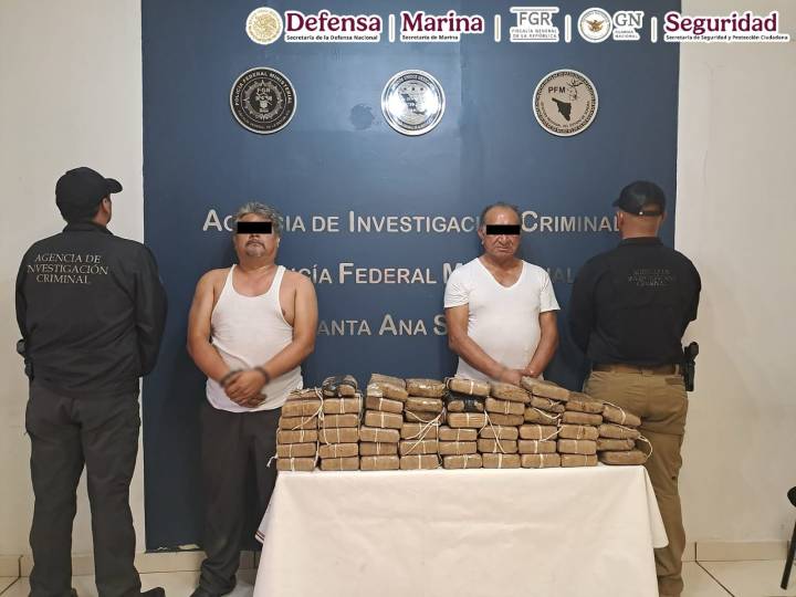 DOS HOMBRES QUE TRANSPORTABAN CERCA DE 50 KILOS DE HEROÍNA FUERON DETENIDOS EN SONORA