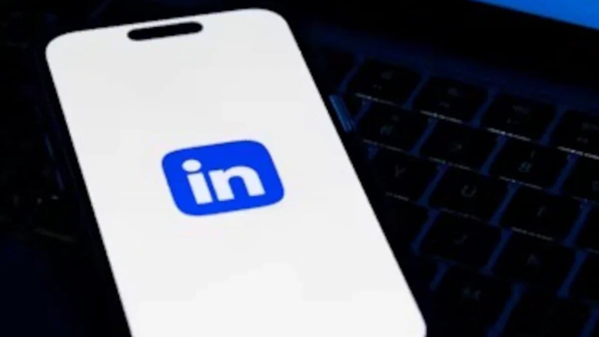 LinkedIn Will Start Using Your Data To Train AI Systems From November: Can You Stop It?