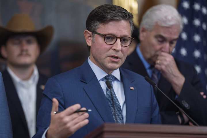 Republicans unveil a bill to fund the government through Nov. 21. Democrats call it partisan